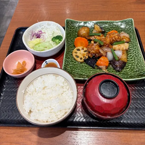 大戸屋ごはん処 光が丘店 4