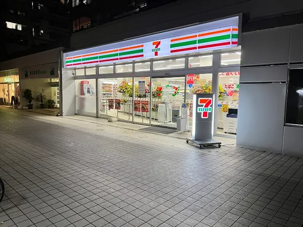 セブン-イレブン 練馬光が丘ＩＭＡ東館店 5