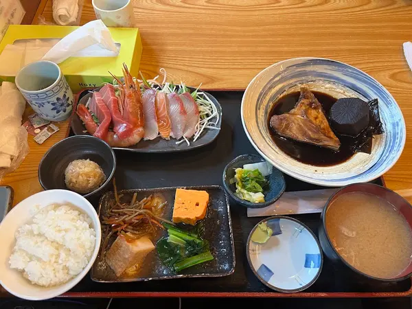 漁師料理 九絵 3