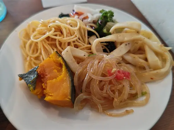 青山シャンウェイ 本店 3