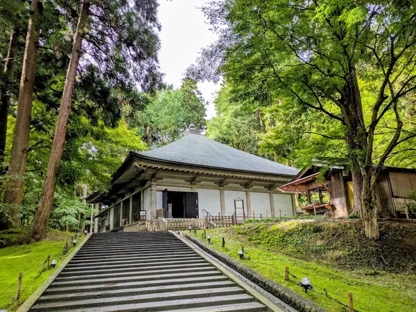 平泉 中尊寺金色堂 1