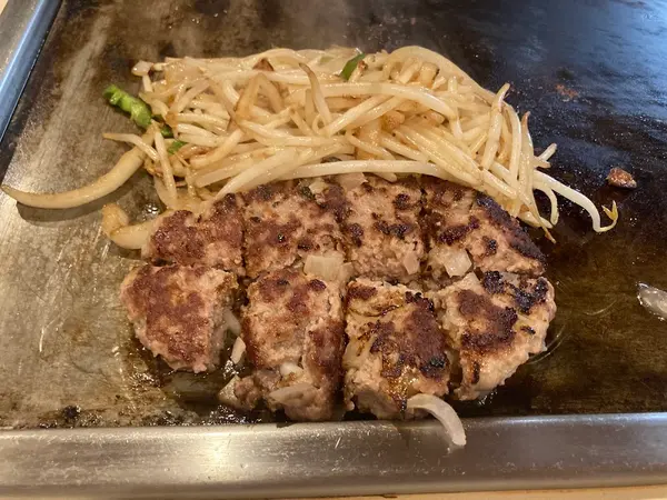ステーキハウス鉄板焼 不二 3