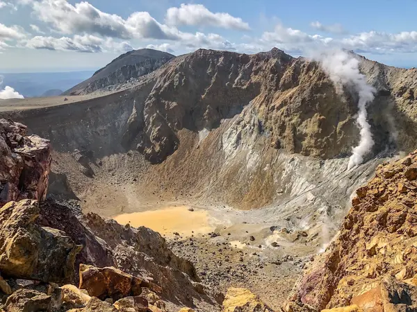 阿寒岳