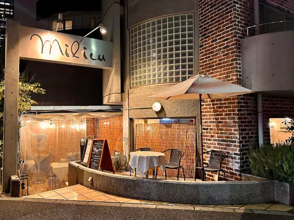 Taverna Milieu 1